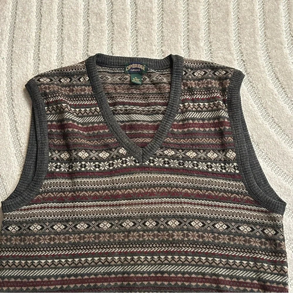 Cambridge Classics Men’s Fair Isle Wool Blend V-Neck Sweater Vest - XL